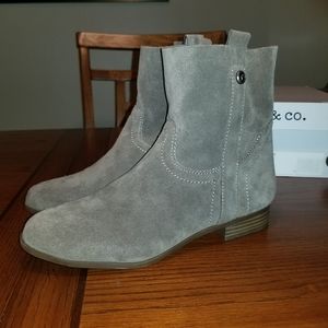 NIB, FRYE Sarah Elephant Bootie